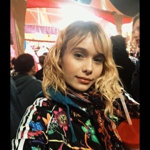 Meet your Posher, Marielle